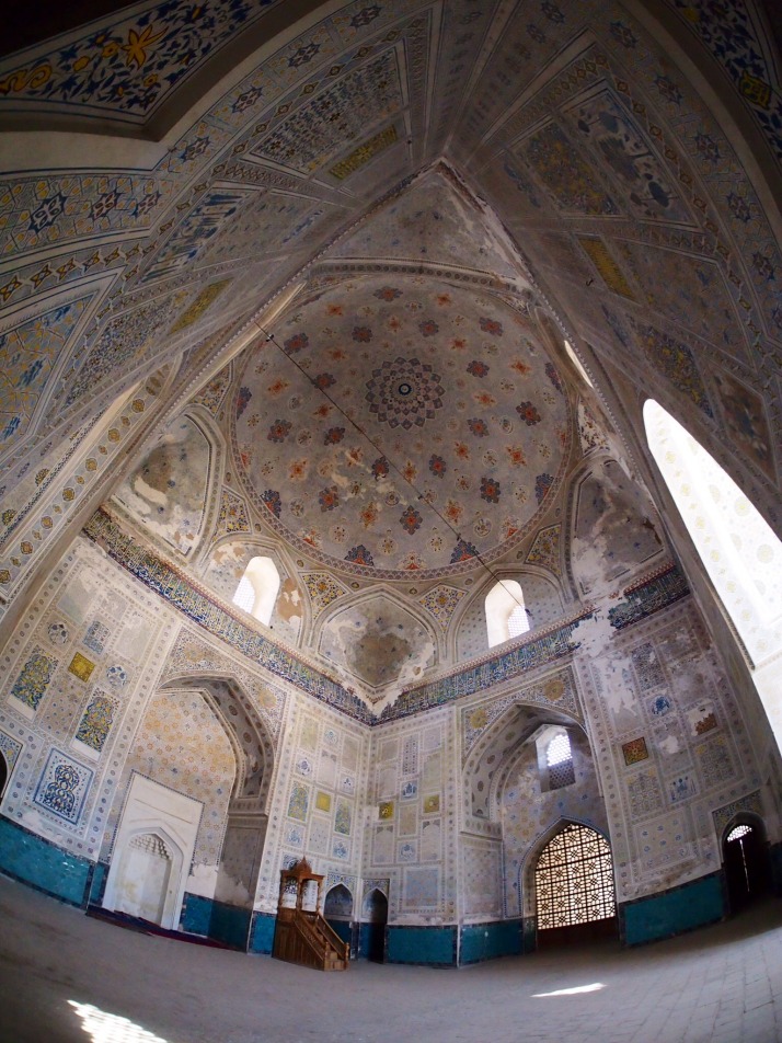 Kok Gumbaz Mosque interior