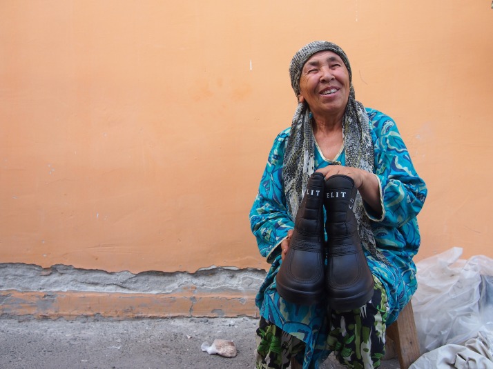 Old lady at Margilon Bazaar