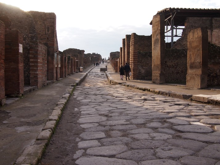 Via dell'Abbondanza, Pompeii