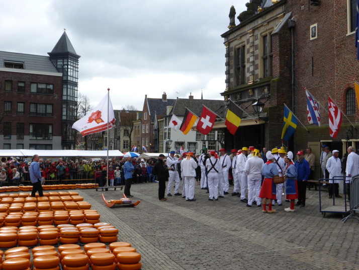 5 minutes before the cheese market opens, Alkmaar, Holland, Netherlands