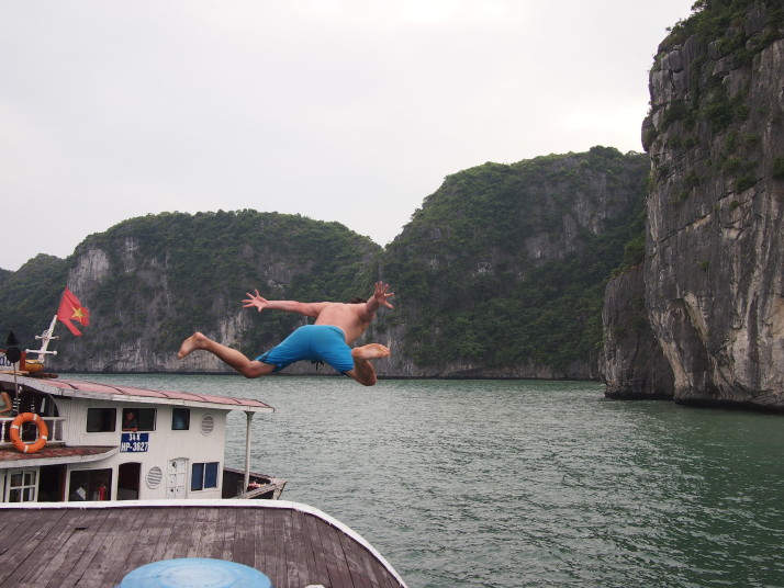 Ha Long Bay cruise