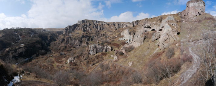 Khndzoresk, Armenia